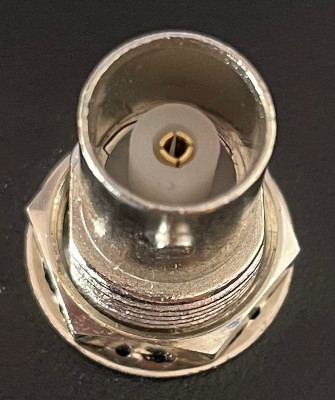 AES3id Connection